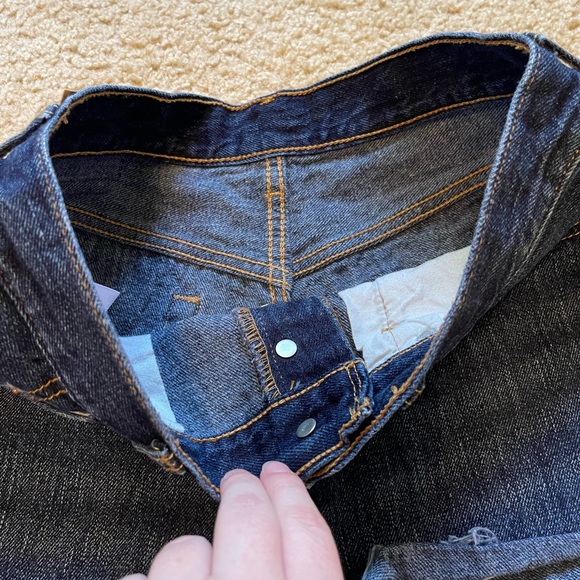 Levi jean shorts - Picture 5 of 15